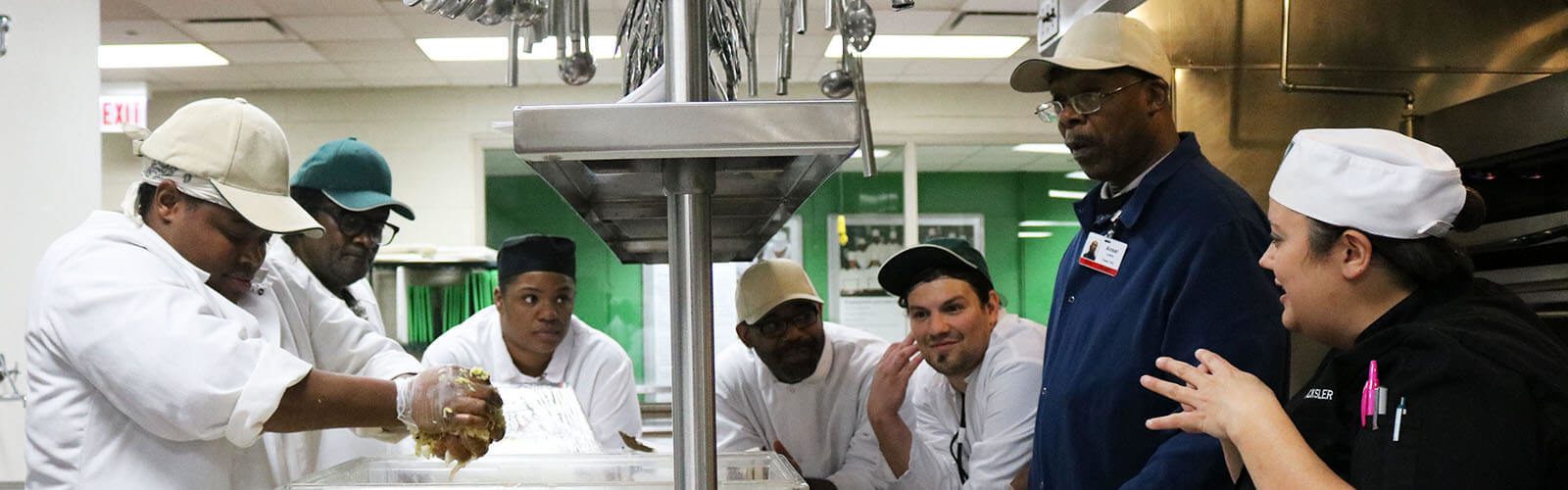 Nourish Your Future in 14 Weeks Chicago's Community Kitchens
