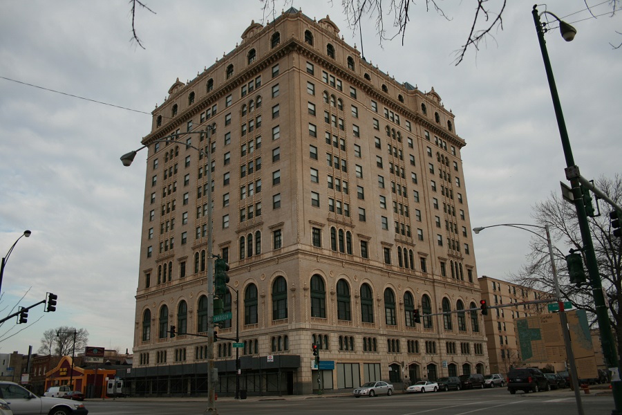 An exterior shot of the historic building at 6 N. Hamlin in Chicago, where the Food Depository was briefly headquartered in the early 1980s.