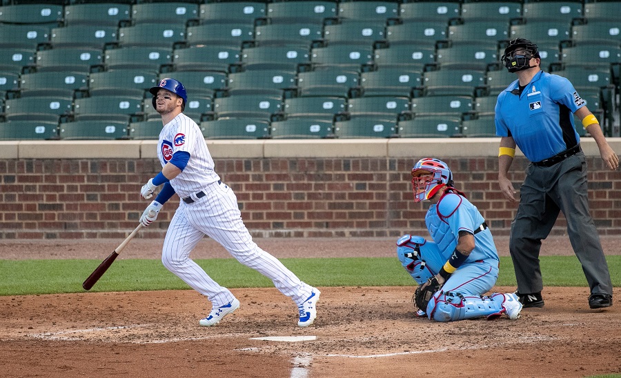 Cubs slugger Ian Happ is one of Chicago's professional athletes giving back during the pandemic.