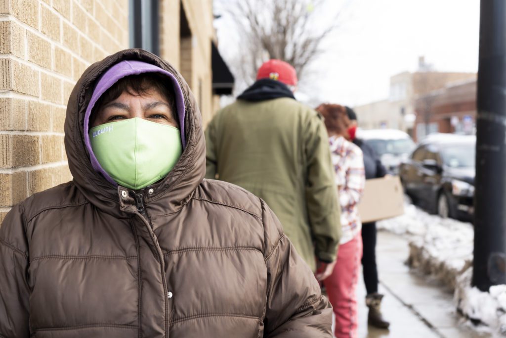 Maria Chavez at the Iglesia Evangelica Emanuel food pantry distribution in Belmont-Cragin