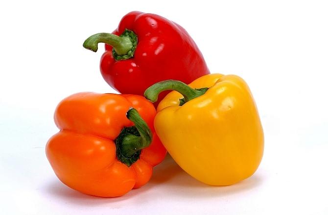 Fresh Red Bell Pepper, 1 Each