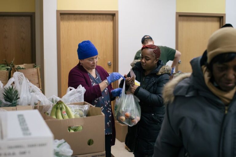 Community members at partner pantry. 