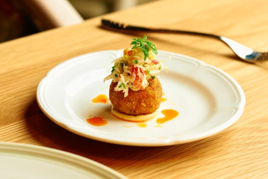 LA SERRE Crab Croquette 2024
